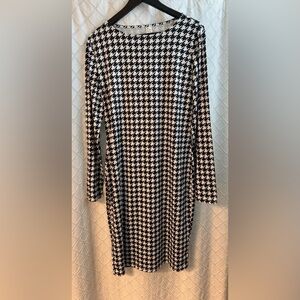 Houndstooth Long Sleeve Dress XL